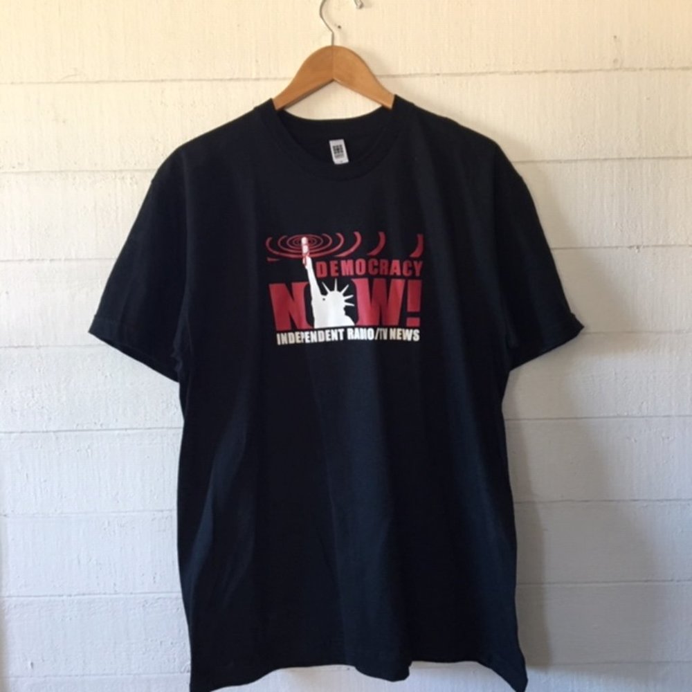 Democracy NOW Tshirt XL